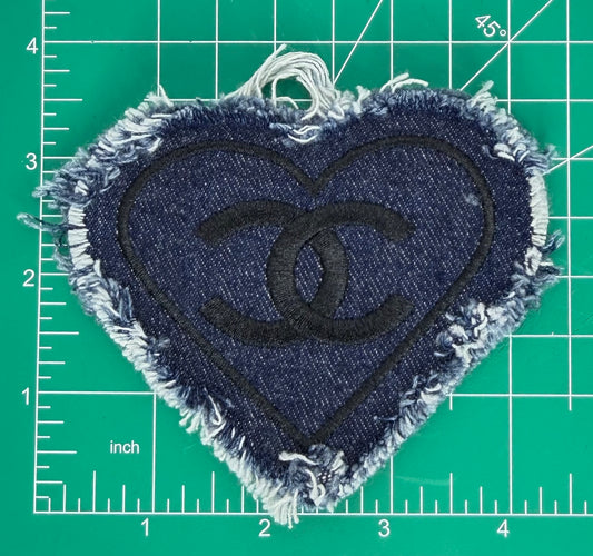 “CHANEL” 3PC PATCH/BROOCH SET