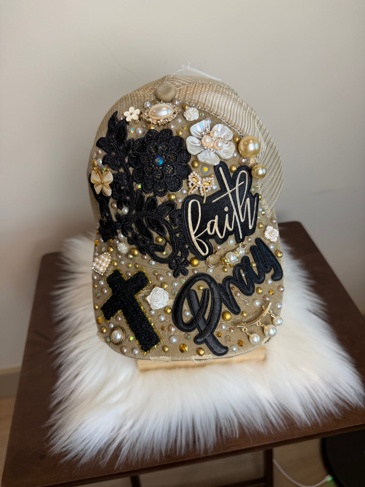 CUSTOM BASEBALL CAPS