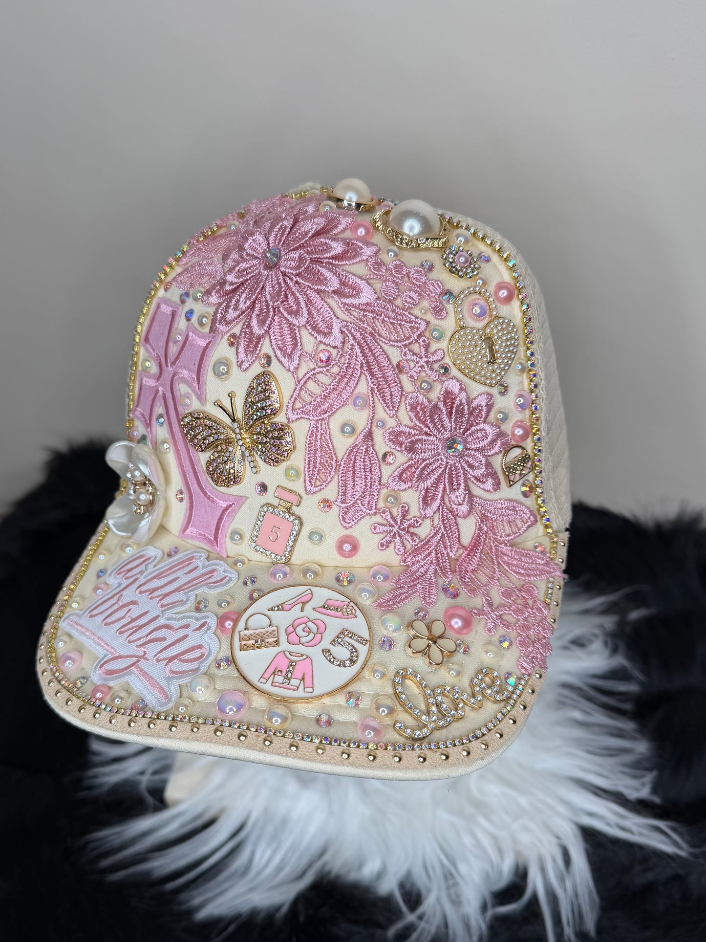 STRAWBERRIES AND CREAM “A LIL BOUGIE” TRUCKER HAT