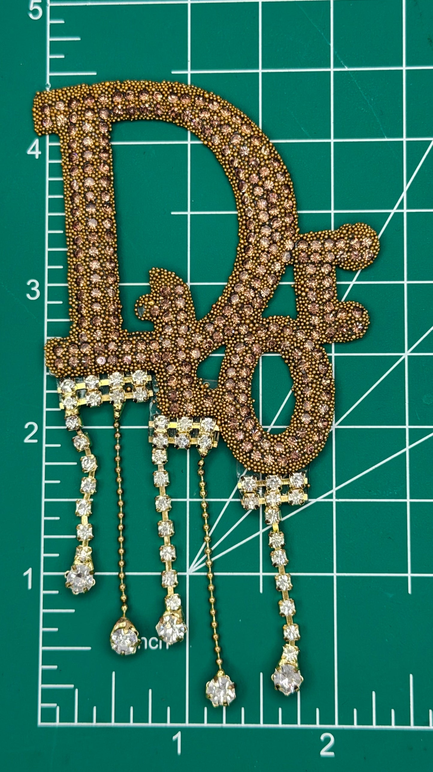 7PC DESIGNER “DIOR” PATCH/BROOCH SET