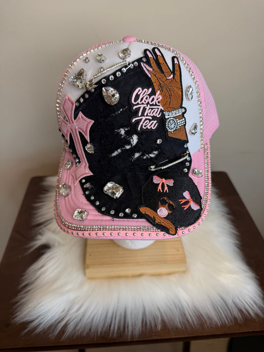 “CLOCK THAT TEA PINK/ BLACK” TRUCKER JUNK SNAPBACK HAT
