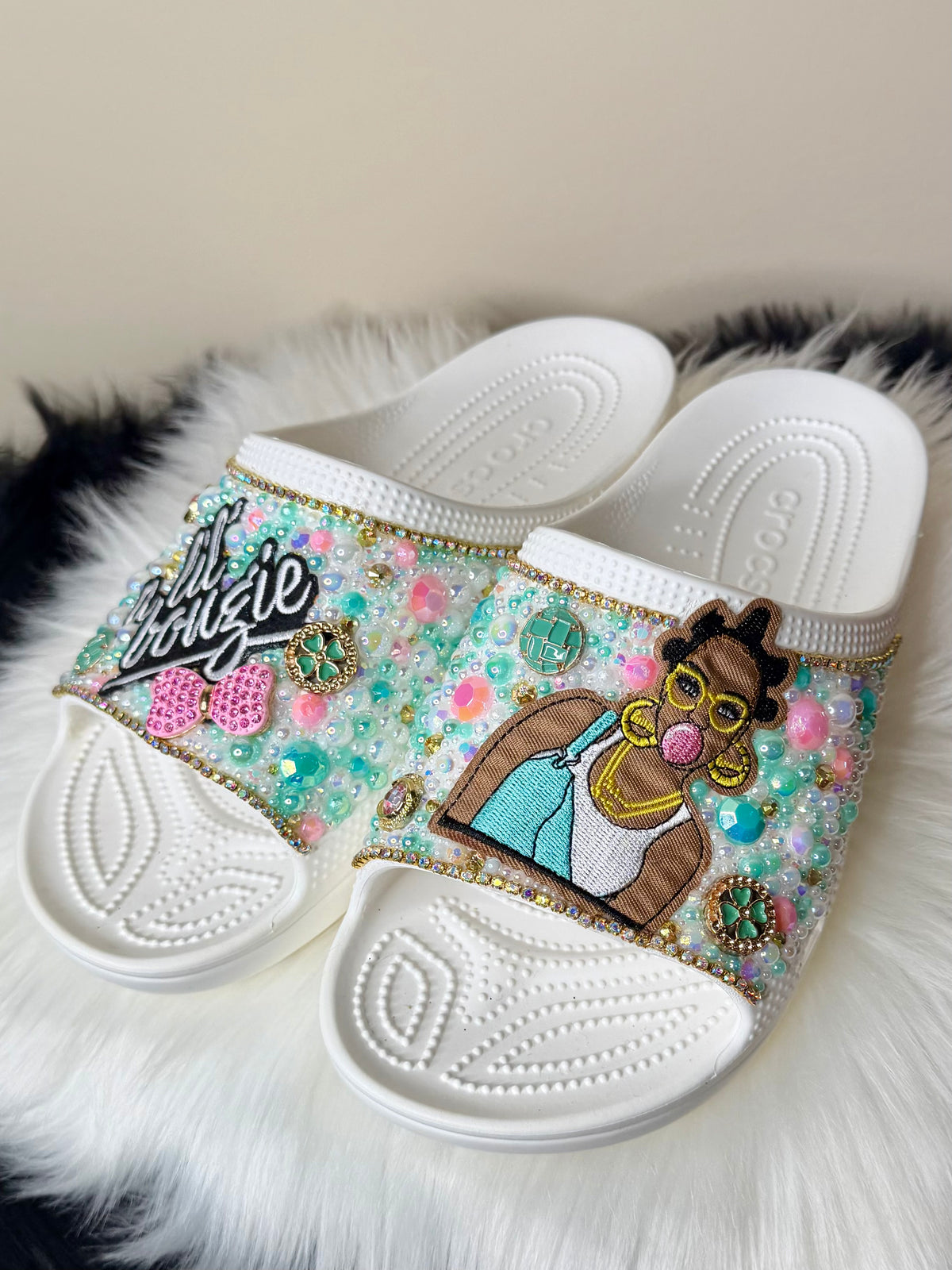 MINT BUBBLEGUM BOUGIE CUSTOM CROCS