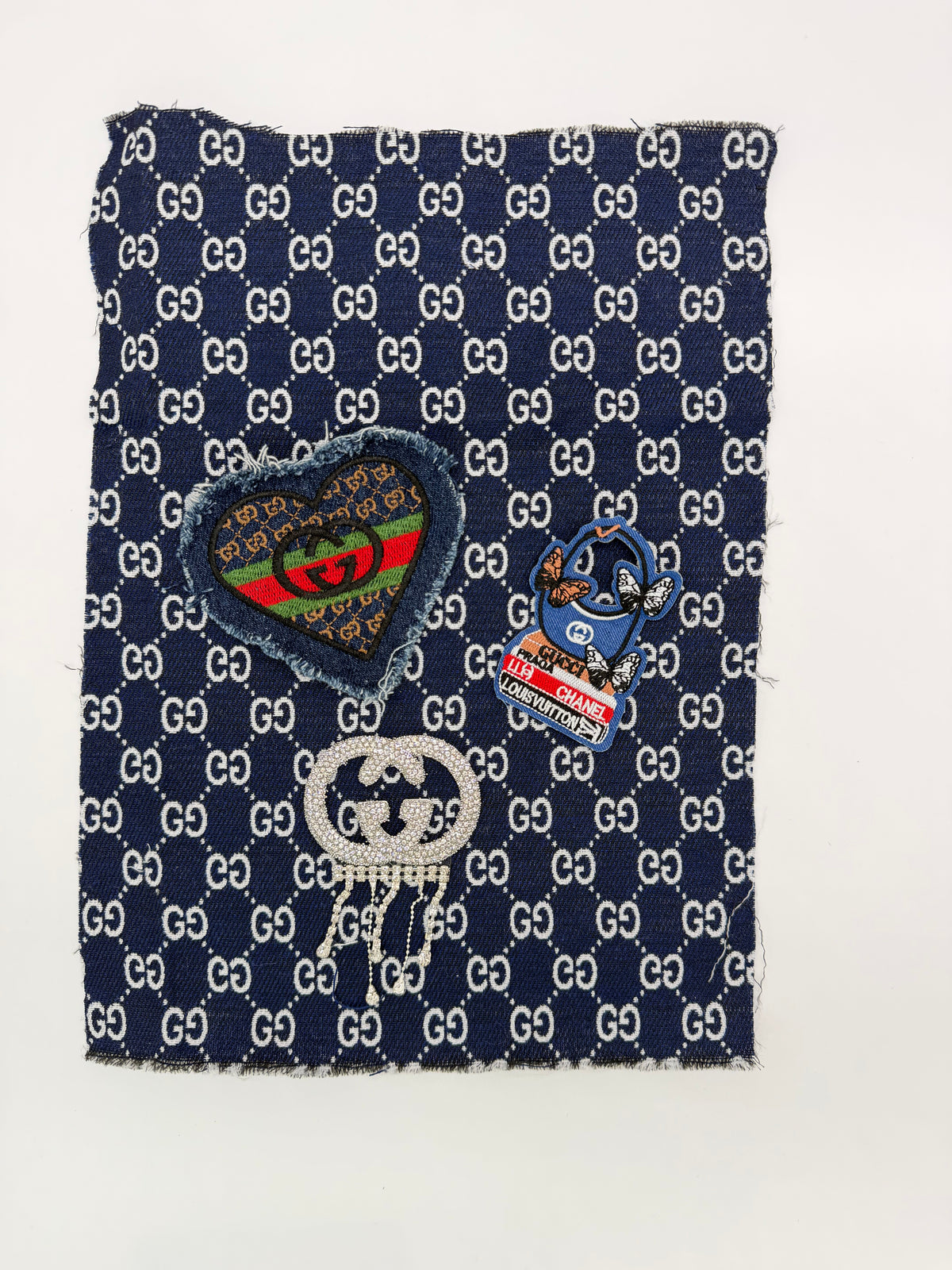 4PC DESIGNER “GUCCI” FABRIC/PATCH/CHARM SET