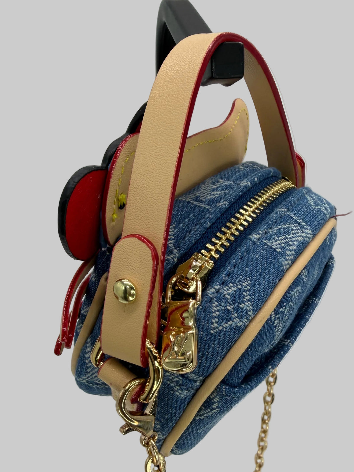 NEW “HELLO KITTY” “LV” CROSSBODY DENIM PURSE