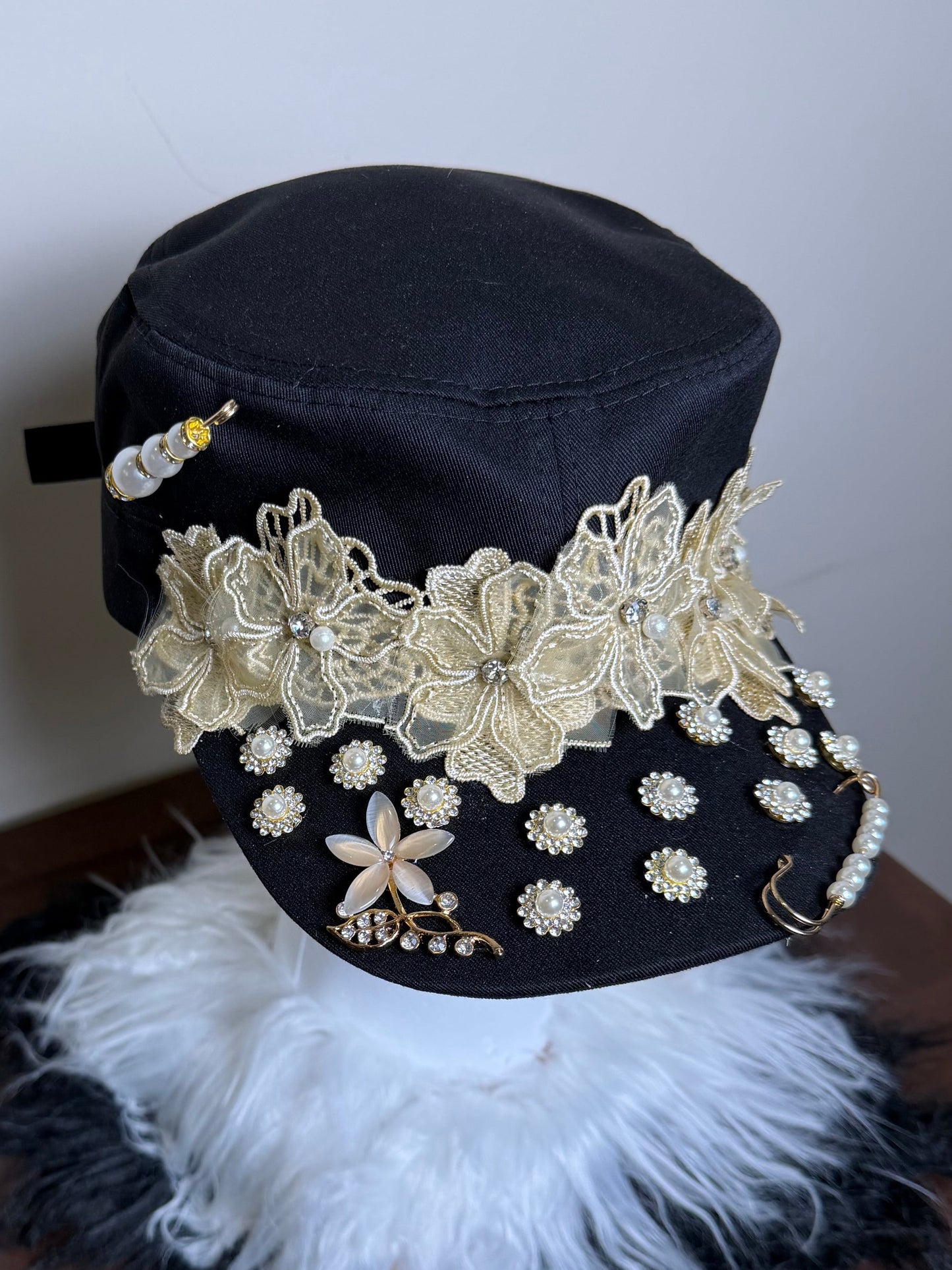 MILITARY BLACK CAP