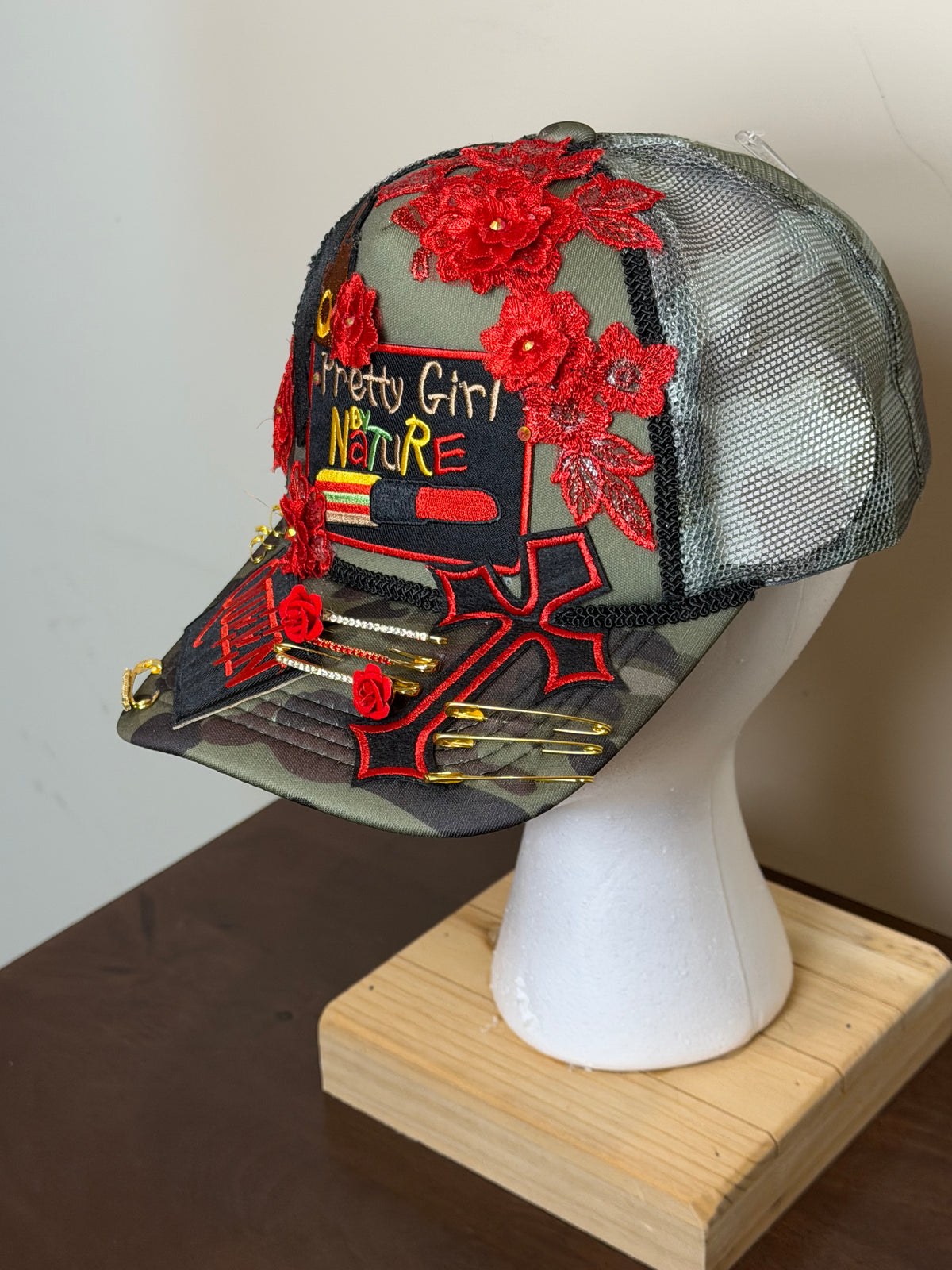 PRETTY GIRL NATURE CUSTOM ARMY/RED JUNK TRUCKER HAT