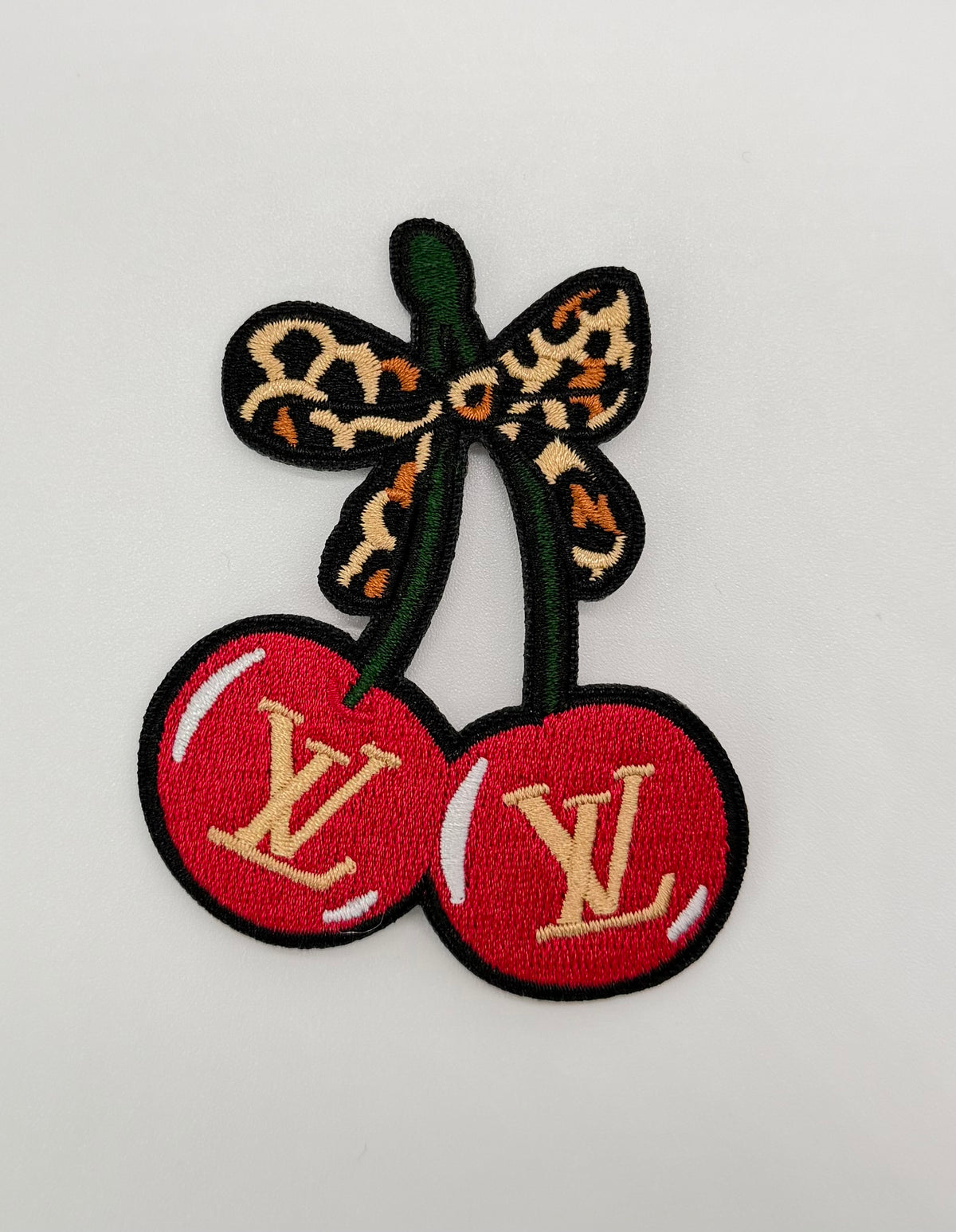 5PC DESIGNER “LV” FABRIC/PATCHES/BROOCH SET