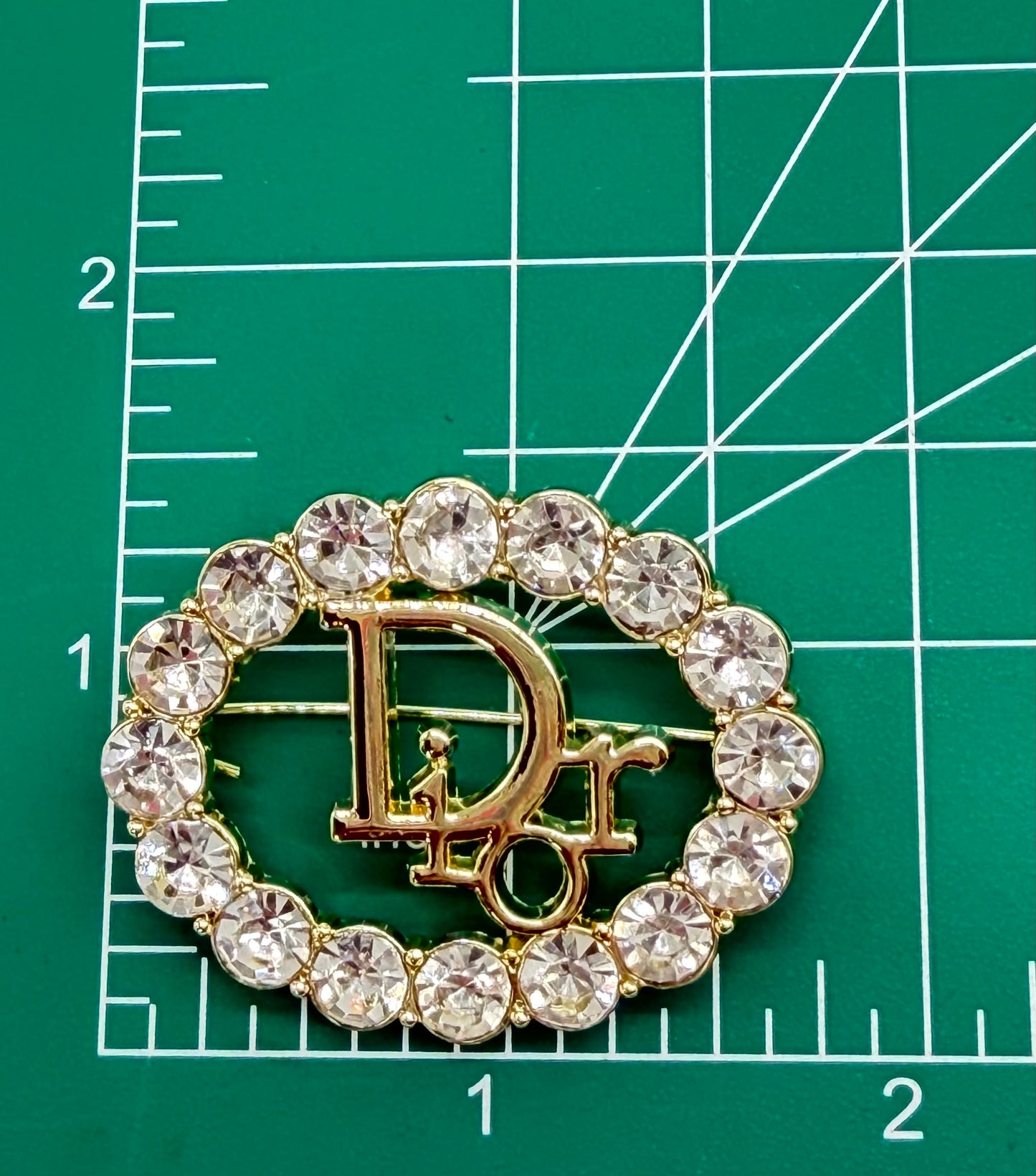 7PC DESIGNER “DIOR” PATCH/BROOCH SET