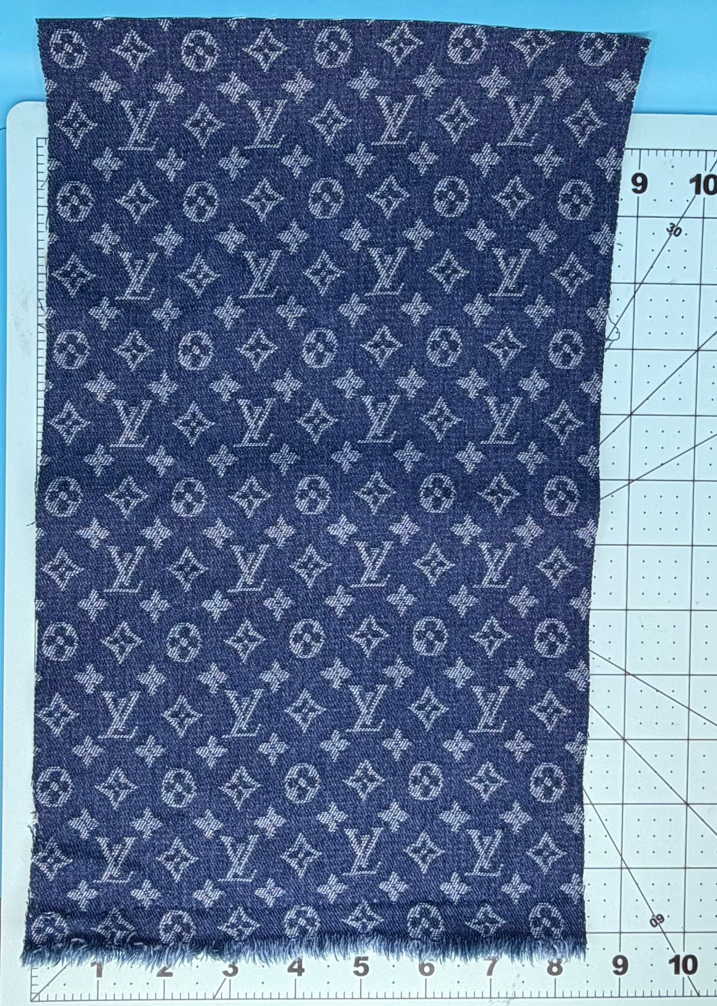 DESIGNER LOGO “LV” 7pc SET