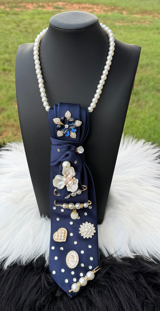 NAVY & PEARL TIE NECKLACE