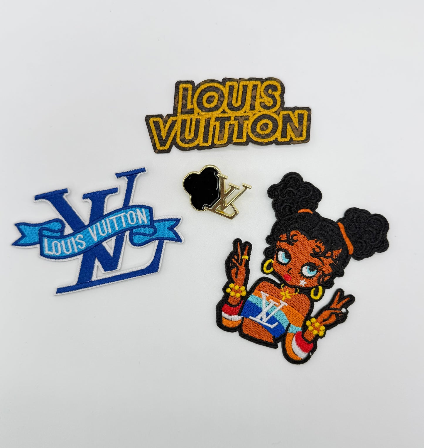5PC DESIGNER “LV” LOGO DENIM FABRIC/PATCH/BROOCH SET
