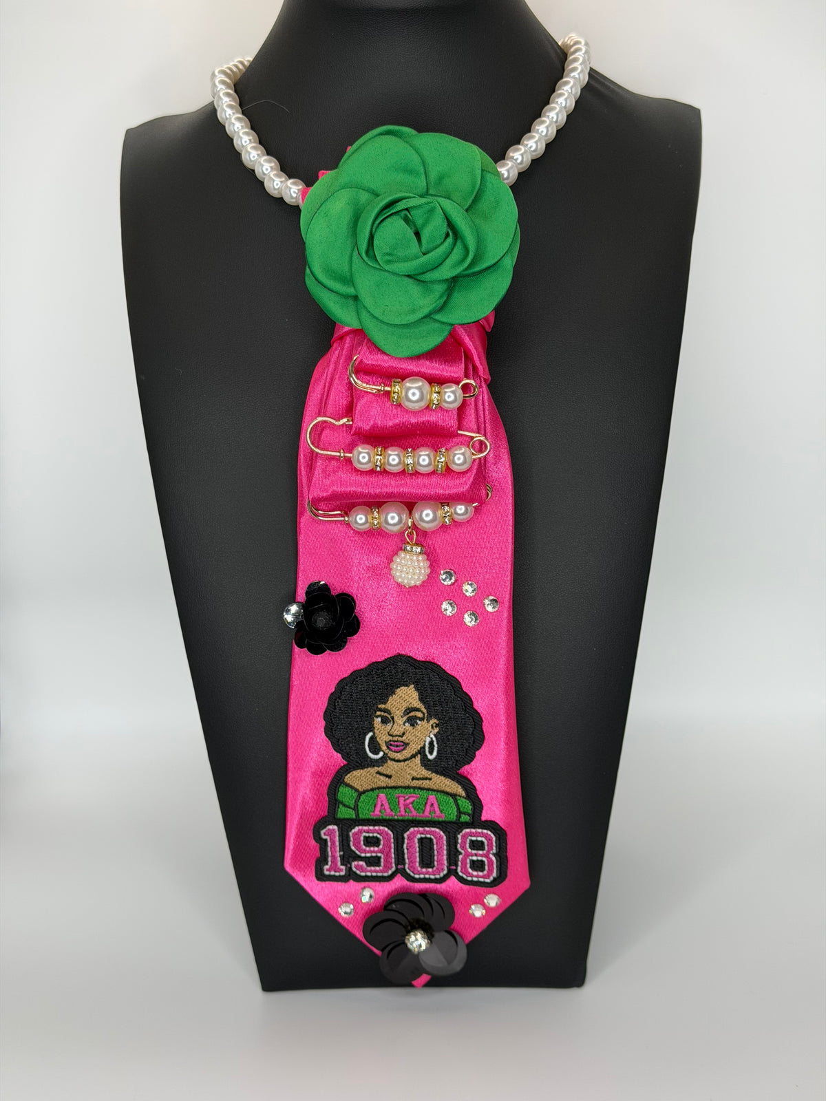 “AKA” FUCHSIA/GREEN TIE