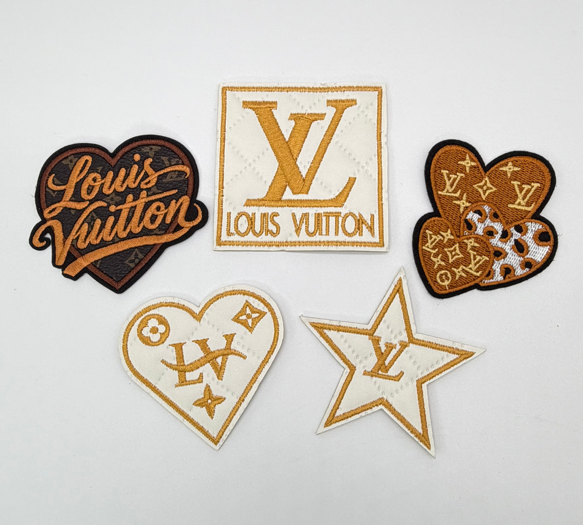 5PC “LV” WHT/GLD/BRN PATCH SET