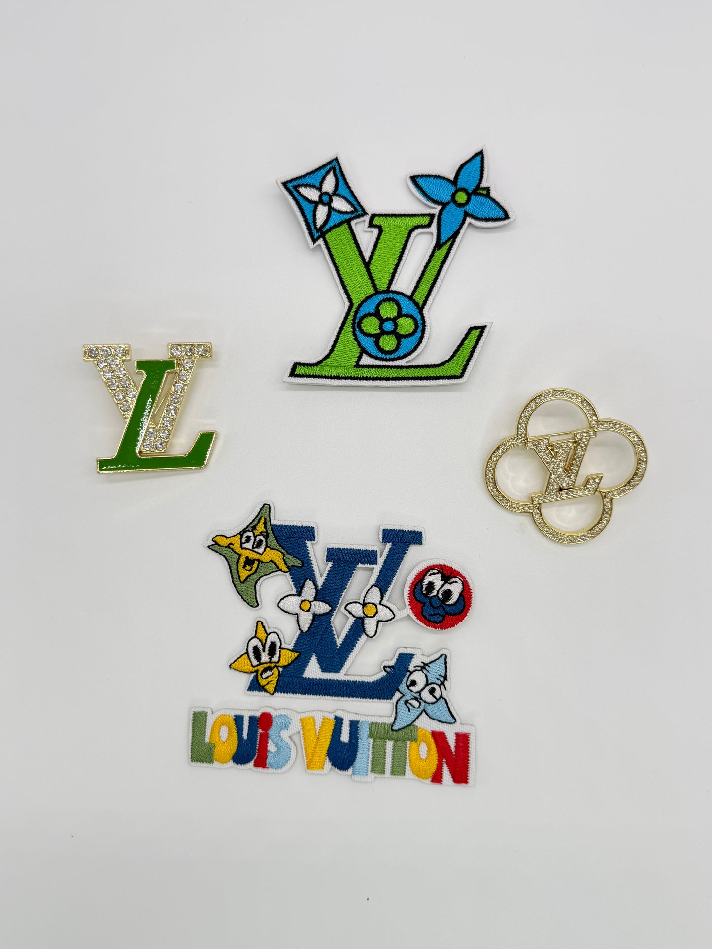 5PC DESIGNER “LV” FABRIC/PATCH/CHARM SET