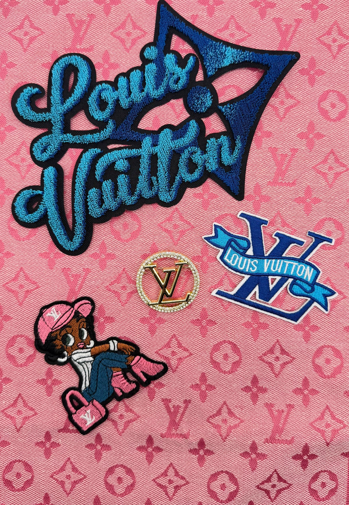 5PC DESIGNER “LV” FABRIC/PATCH/CHARM SET