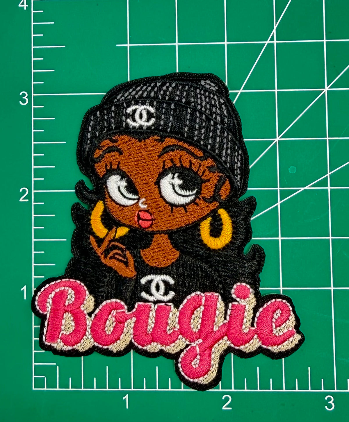 7PC DESIGNER “CHANEL” SEQUIN PATCH/BROOCH SET BLACK/GOLD