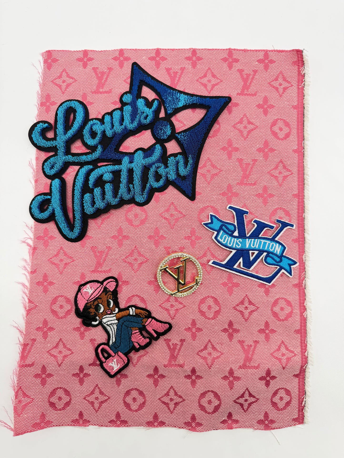 5PC DESIGNER “LV” FABRIC/PATCH/CHARM SET