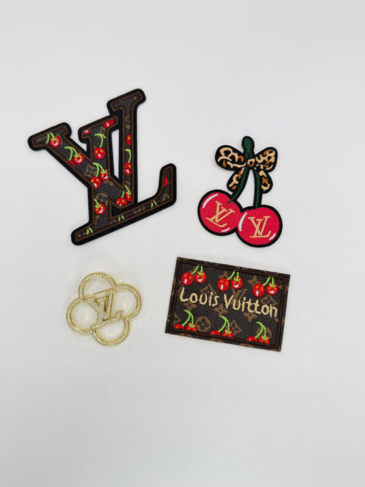 4PC DESIGNER “LV” PATCH/CHARM SET