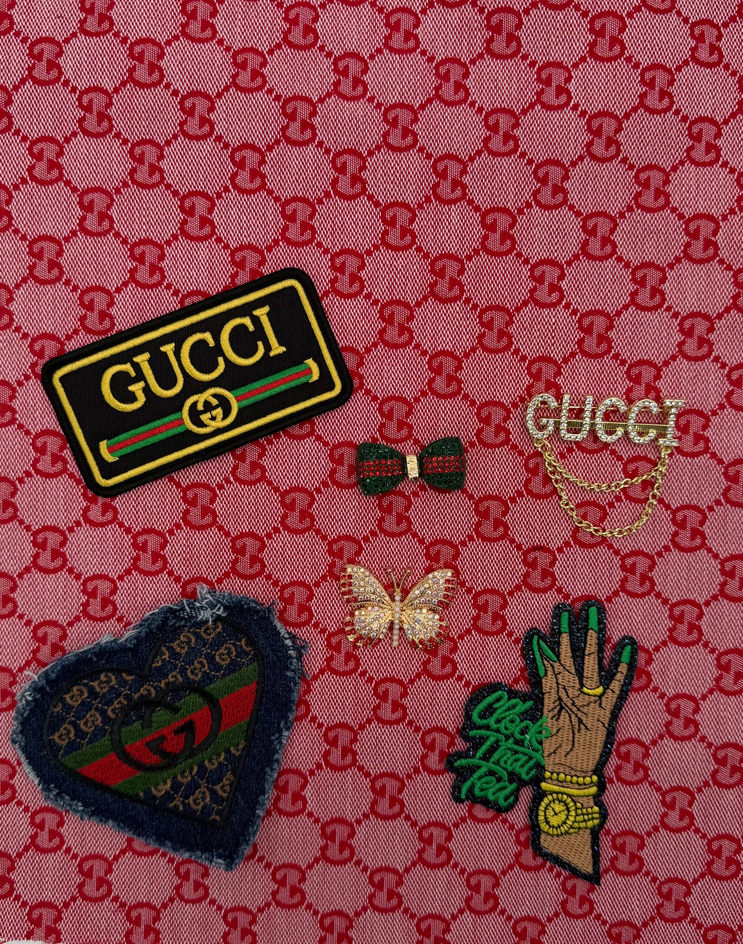 7PC DESIGNER “GUCCI” FABRIC/PATCHES/CHARMS SET