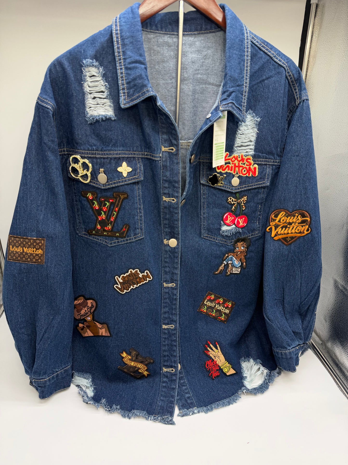 CUSTOM DISTRESSED DENIM PATCH SHACKET MED