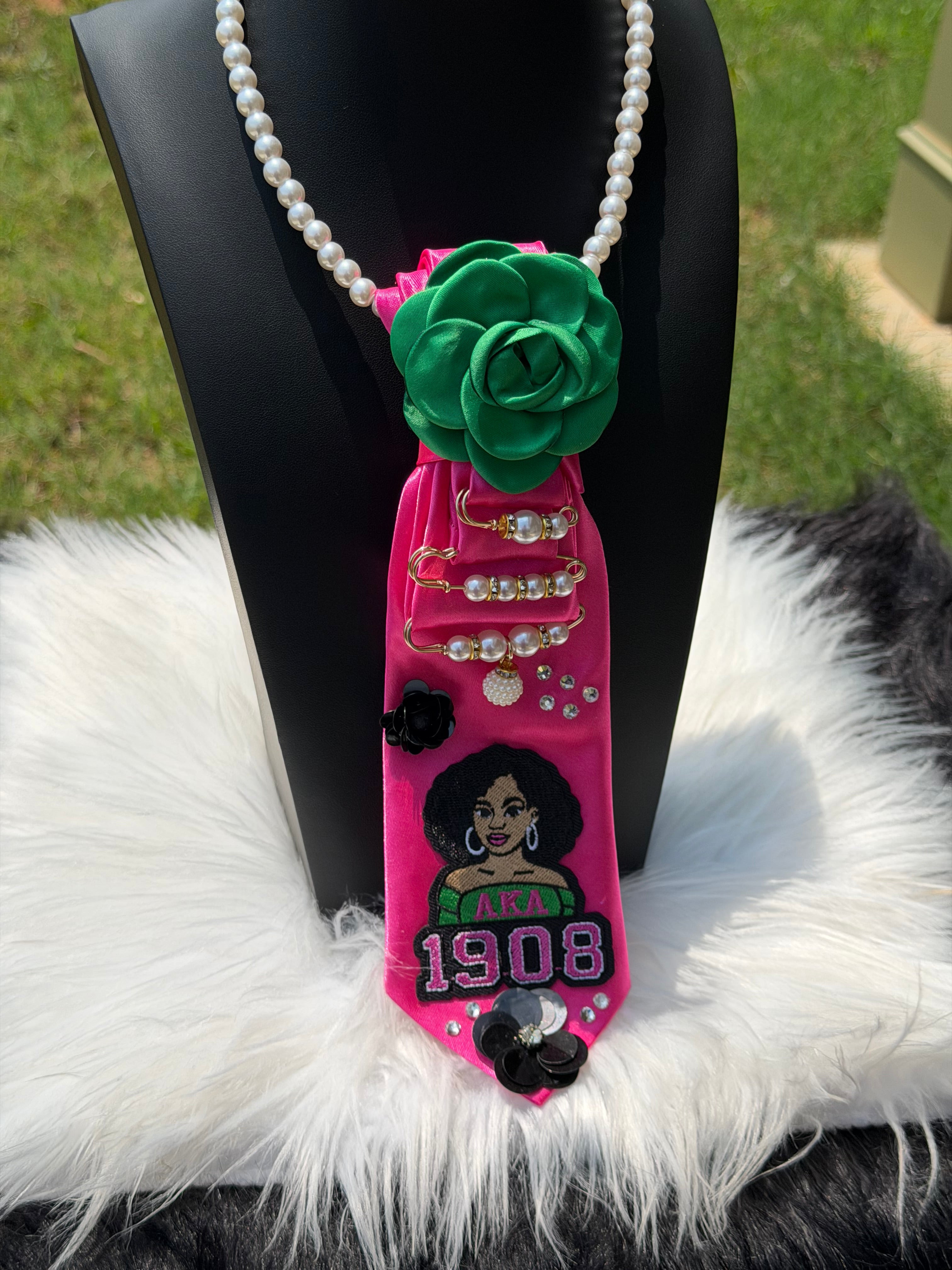 “AKA” FUCHSIA/GREEN TIE