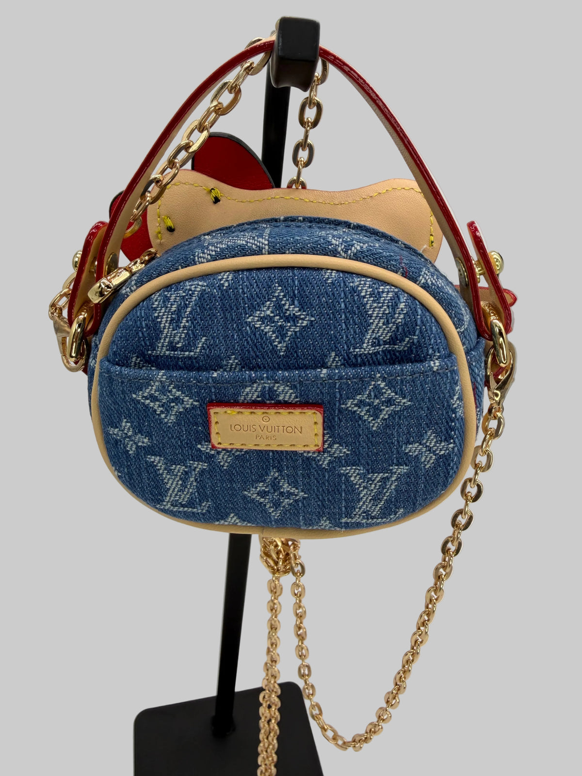 NEW “HELLO KITTY” “LV” CROSSBODY DENIM PURSE