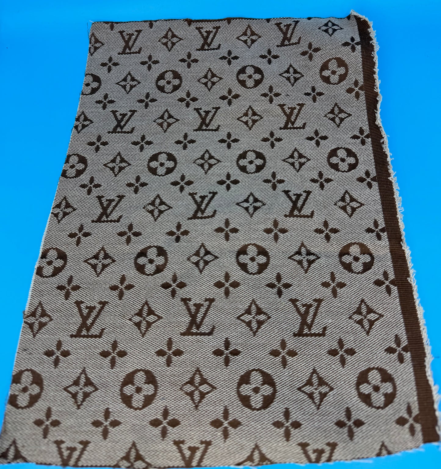8PC DESIGNER “LV” FABRIC/CHERRY PATCH/CHARM SET