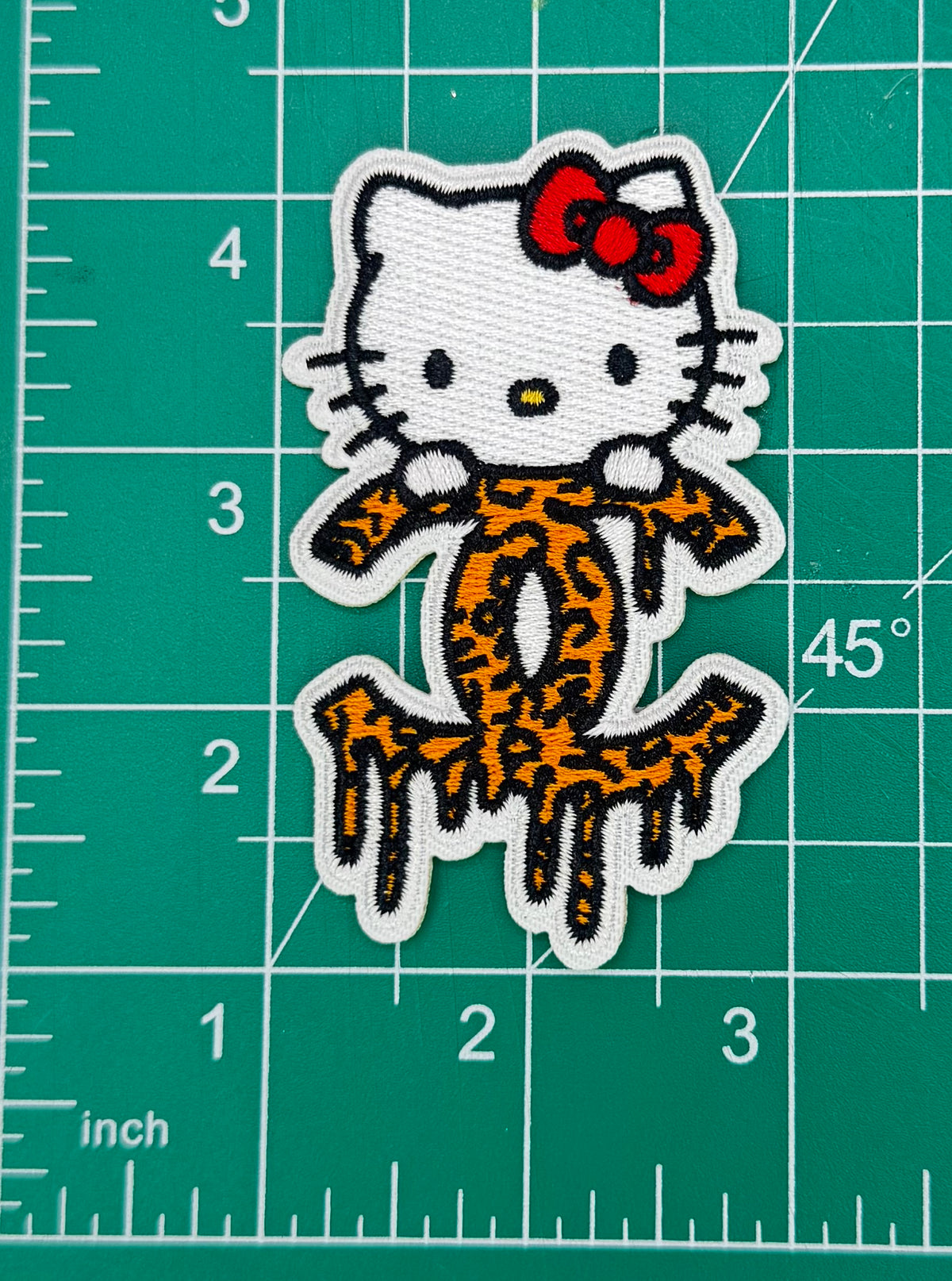 NEW 6PC “HELLO KITTY” “CHANEL” IRON-ON PATCHES
