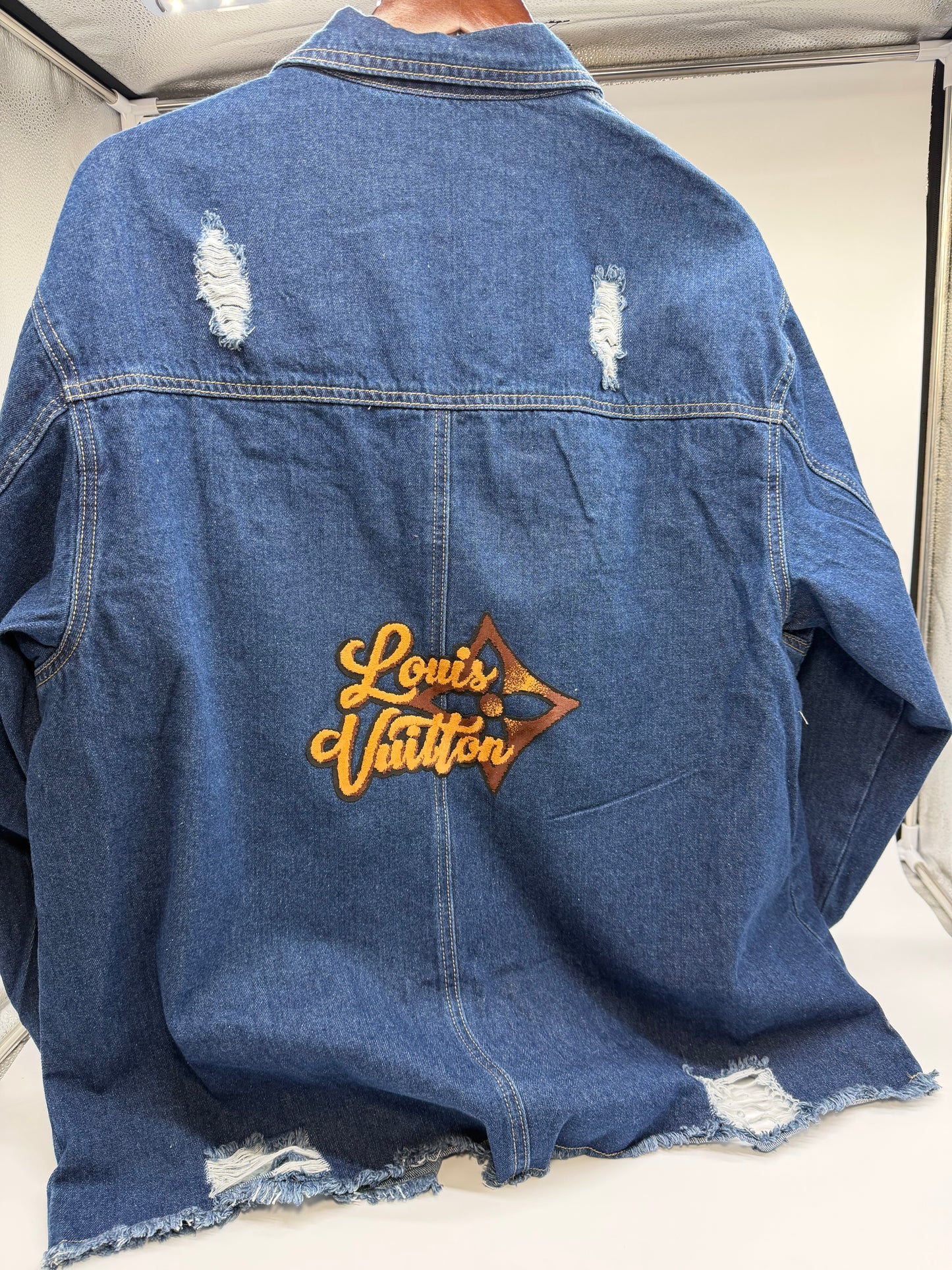 CUSTOM DISTRESSED DENIM PATCH SHACKET MED