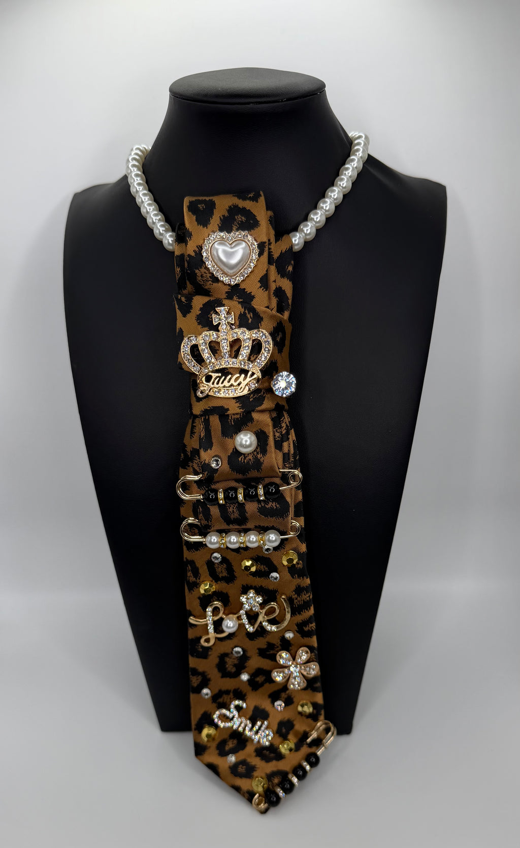 LEOPARD CUSTOM TIE NECKLACE