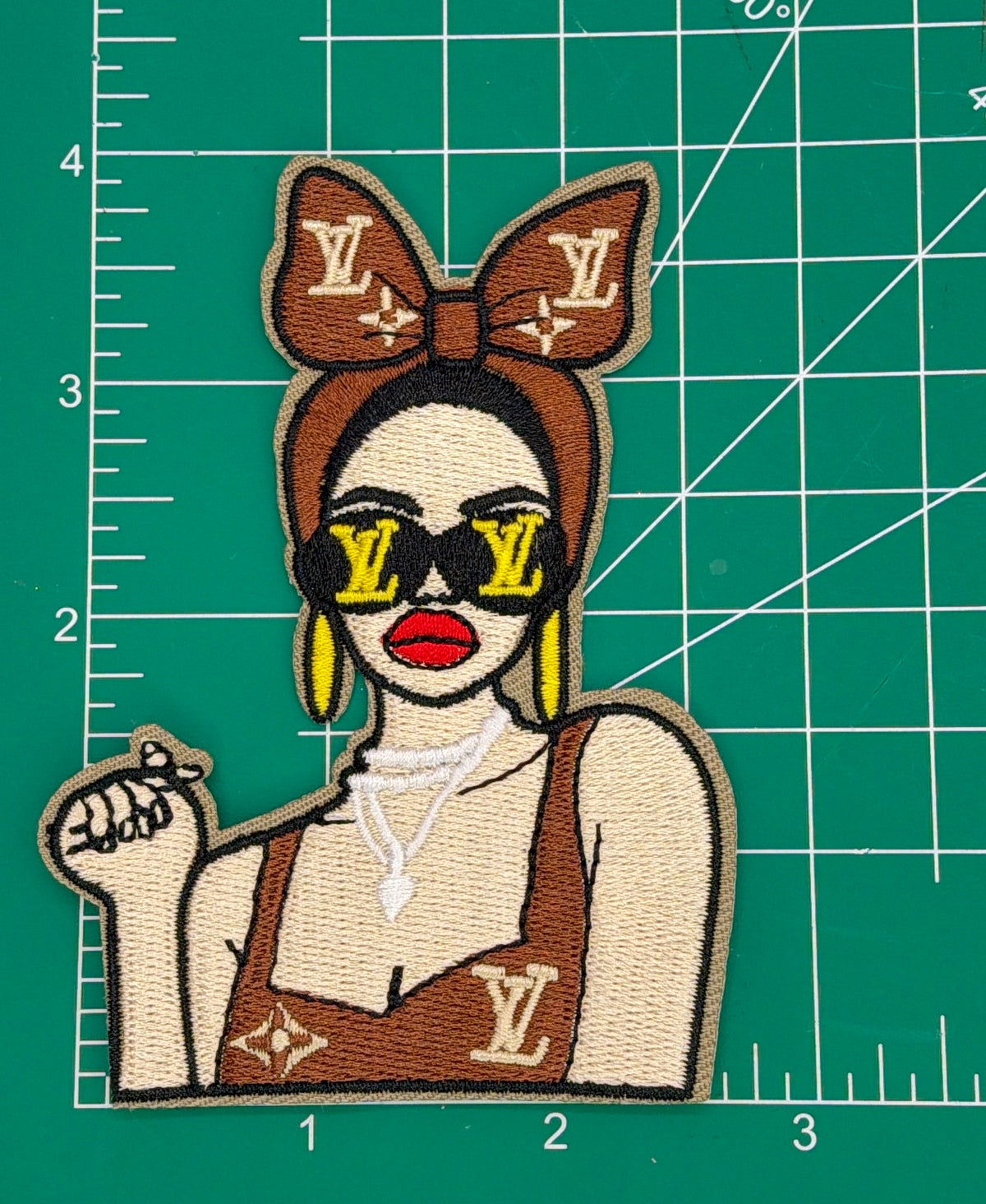 4PC “LV” HEADBAND DIVA PATCH SET