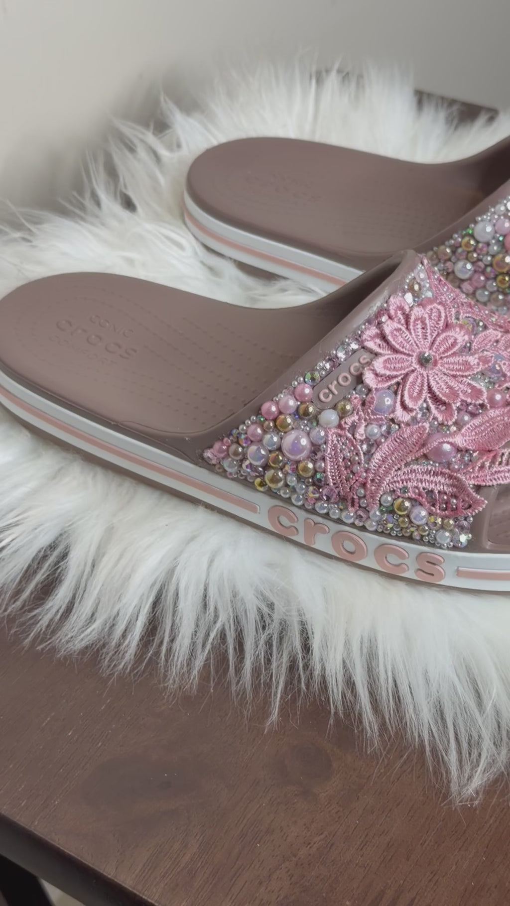 3D FLOWER MAUVE & TAN CUSTOM CROC SLIDES