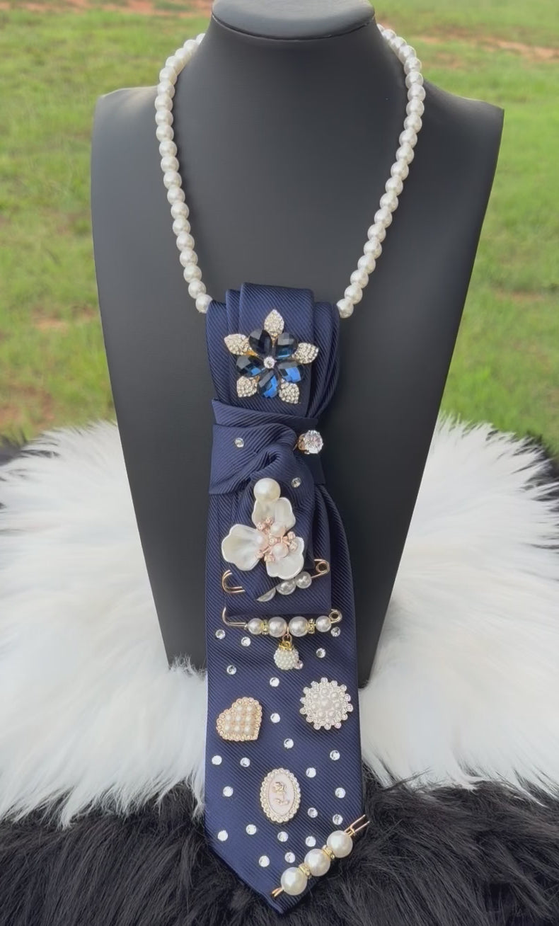 NAVY & PEARL TIE NECKLACE
